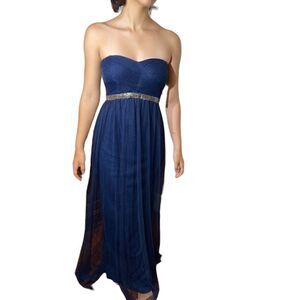 7. NWT Adrianna Papell Hailey Women's Strapless Ruched Gown‎